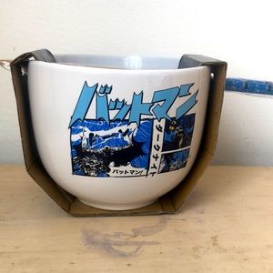 Batman 20 oz Ramen Bowl with chopsticks